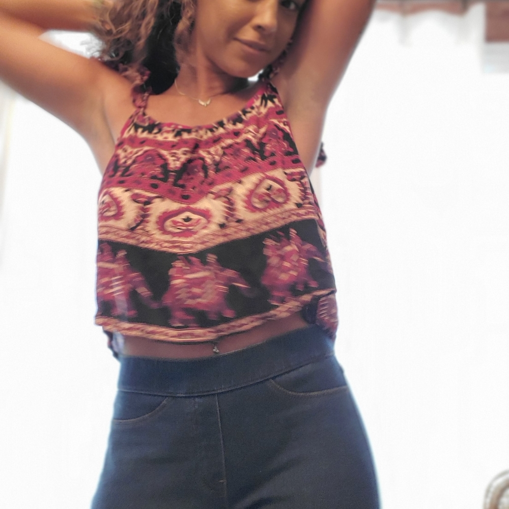 Crop top - Picture 3 of 5